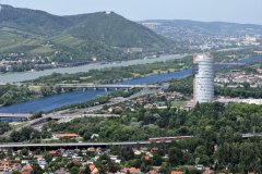 2022-06-19-Donauturm-PXL_20220619_100153348