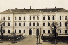 Enkplatz-Hauptschule-1