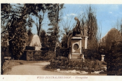 Zentralfriedhof-Ehrengraeber